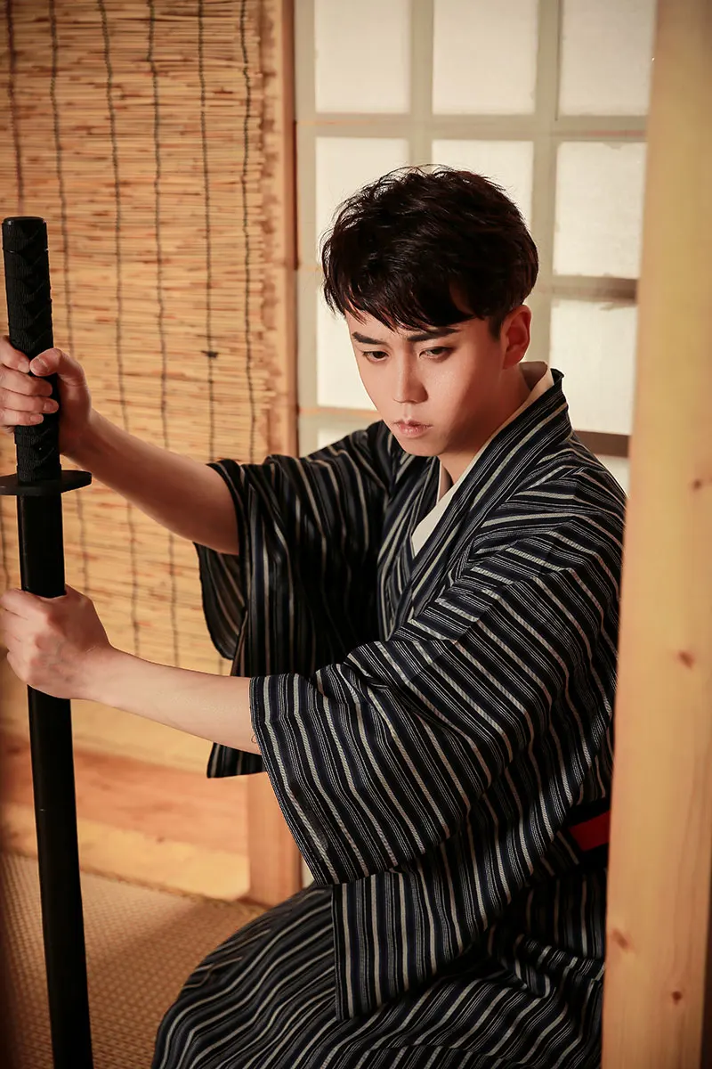 Men's Japanese Kimono Samurai Dress Cotton Kendo Black Along The Stripe Traditional Summer Festival Feworks Cloth