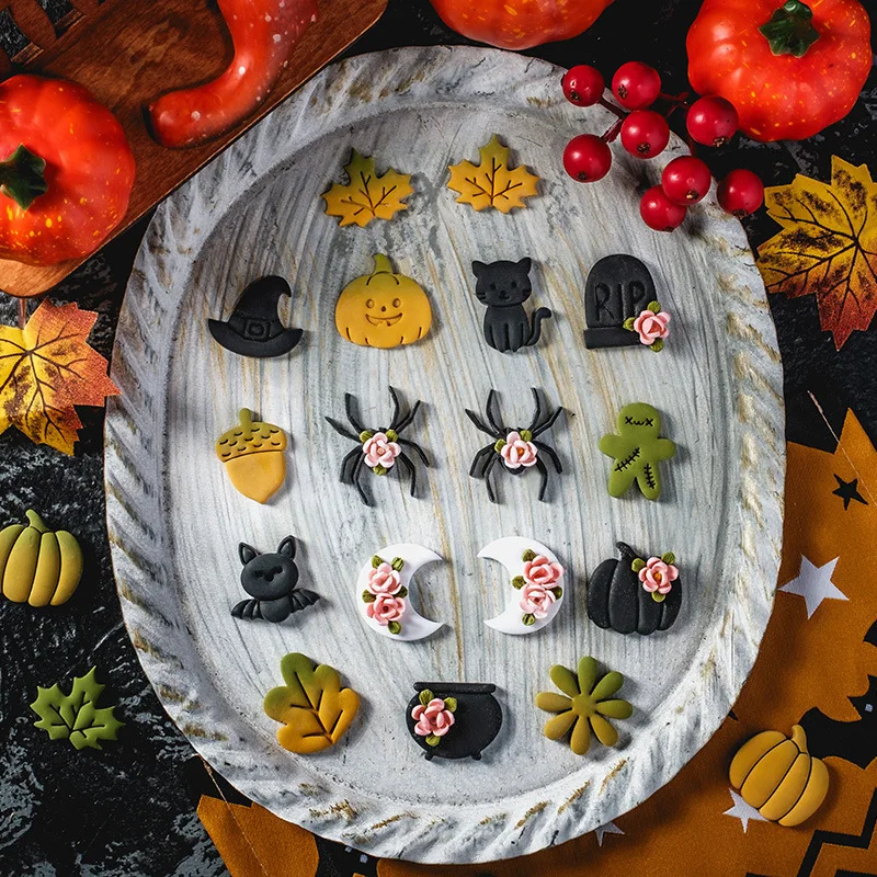 Polymer Clay Tools Pottery Tools Clay Sculpting Tools Pottery Sculpting Tools Clay Craft Tool Halloween Series Polymer Clay Cutter Soft Clay Earring Mold Cartoon Spider Skull DIY Holiday Handmade Gift Cutting Pottery Tool