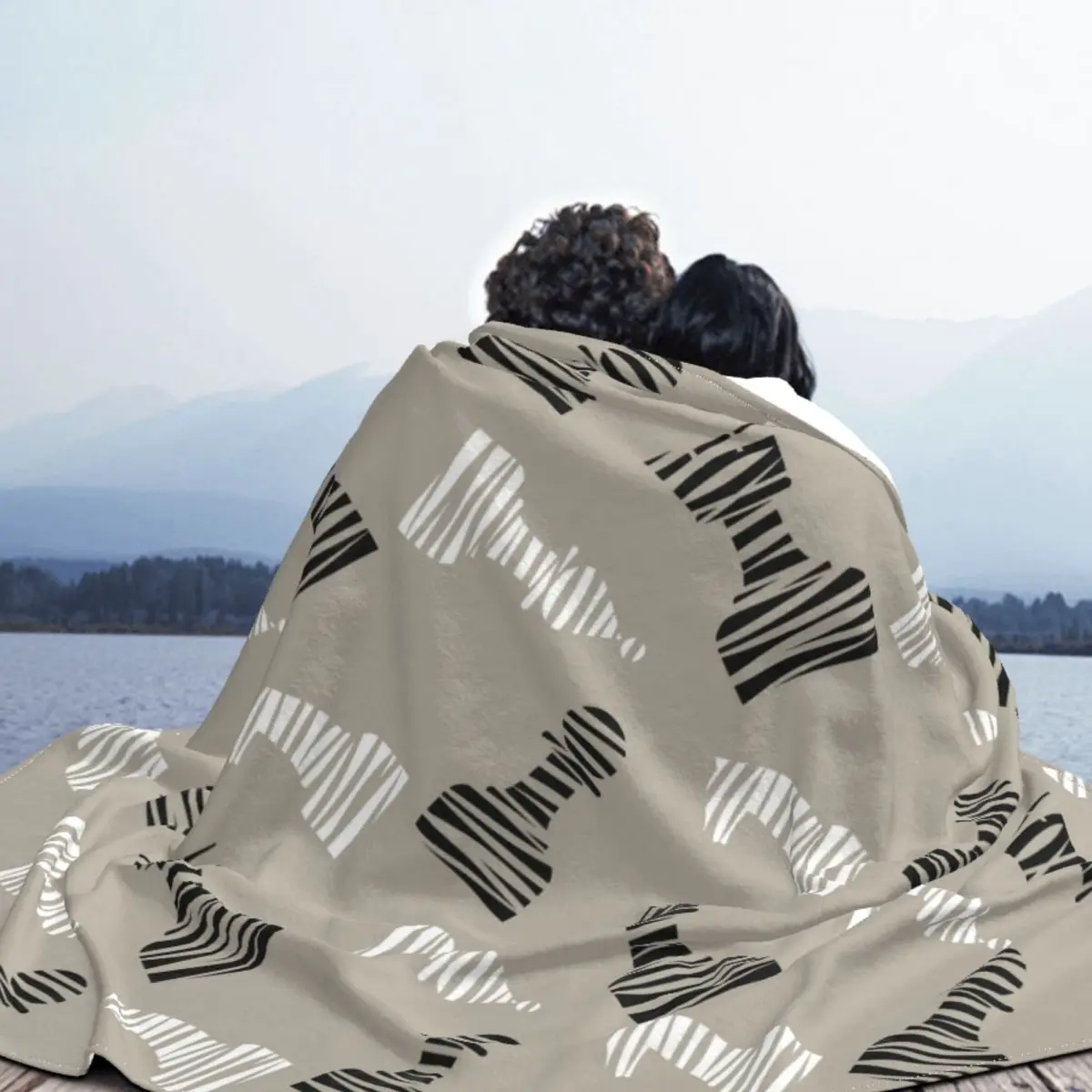Black And White Chessmen Chess Blankets Fleece Decoration Multifunction Warm Throw Blanket for Sofa Bedroom Bedding 