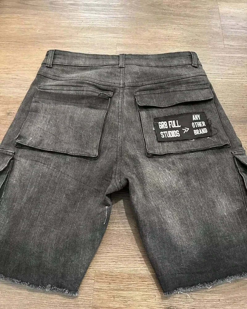 Street Y2K New Fashion Trend Multi Pocket Tooling Denim Shorts Men Harajuku Hip Hop Joker Loose Jeans Couple Casual Denim Shorts 2