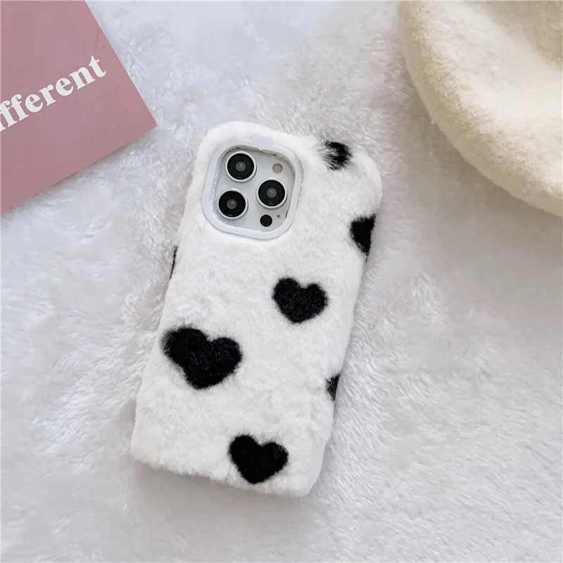 新品ajew fluffy HEART case shoulderr 16pro ajew(エジュー)｜iPhone16/16Pro ajew fluffy dress HEARTcase