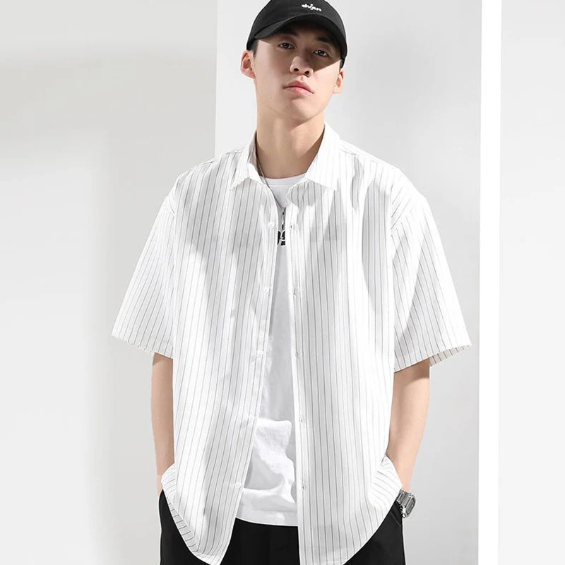 Korean Style Stripe Short Sleeve Shirt Vintage Men Oversized Blouses Summer 2023 Fashion White Japanese Harajuku Black Cardigan