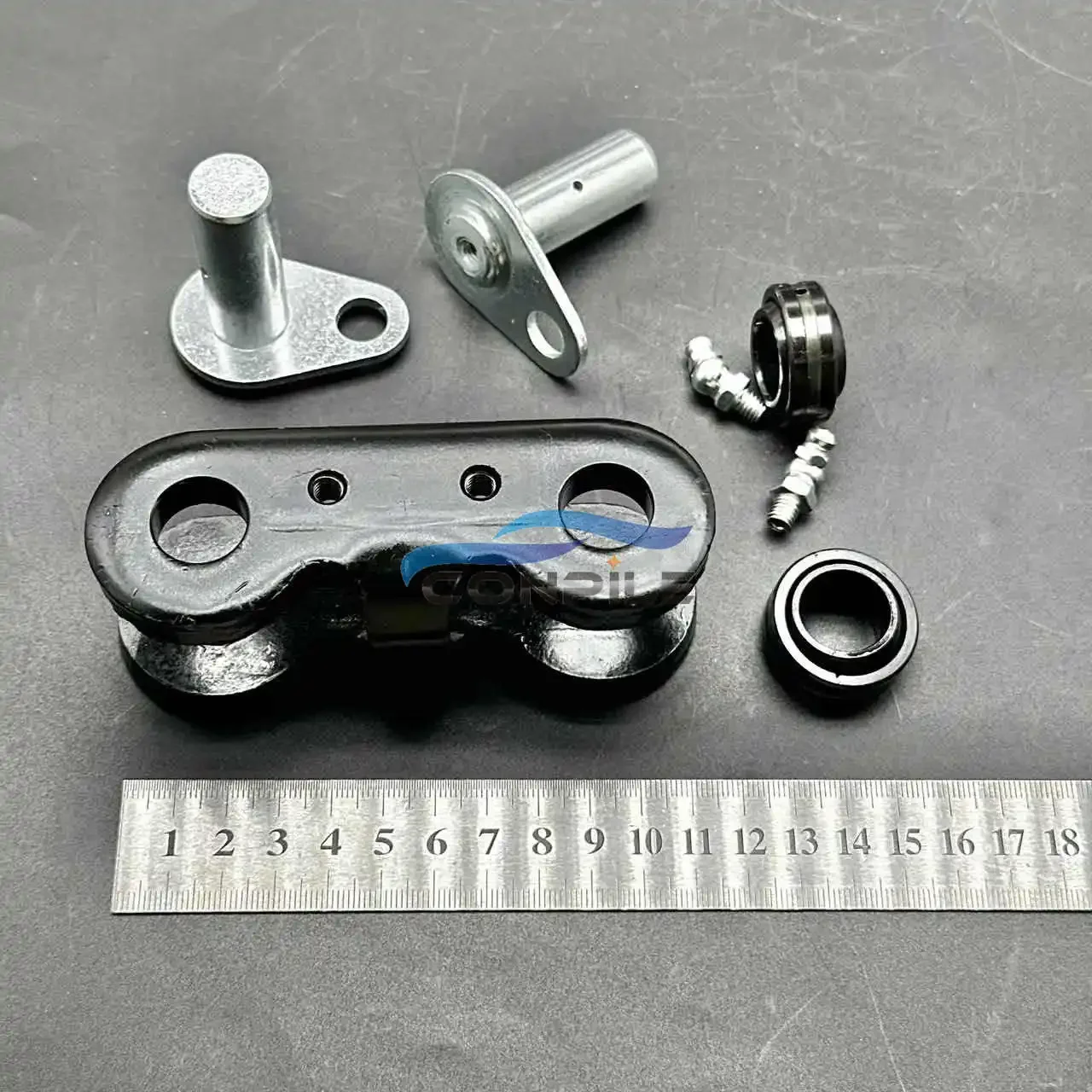 A set for Mitsubishi Dalian S4S F14E F18C Forklift Accessories Steering Linkage Plate Pin 17 * 17 holes