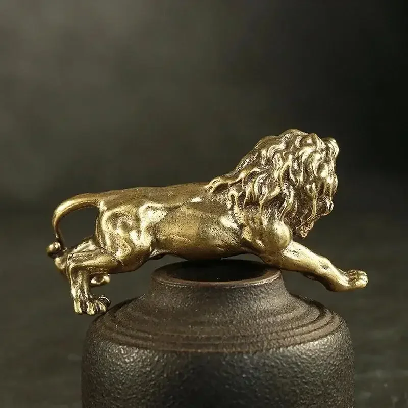 Hot Antique Bronze Lion King Statue Small Ornaments Solid Copper Mountain Lions Miniature Figures Brass Sculpture Crafts Decor