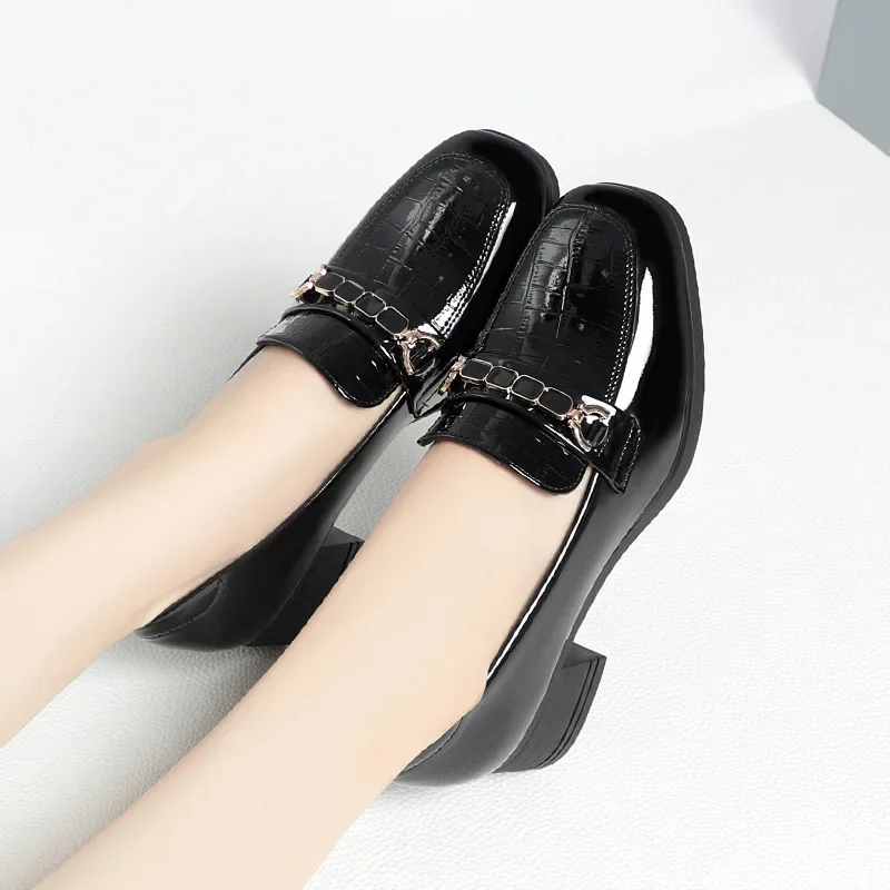 Vintage British Style Patent Leather Shoes Deep Mouth Women Pumps 2024 Spring Block High Heels Shoes Women Office Model Loafers 3