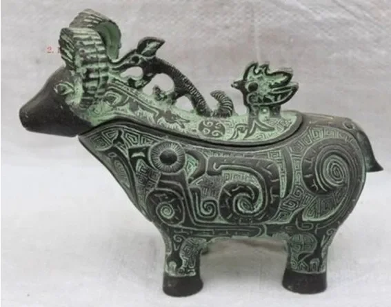 

Chinese Bronze Copper Collectable Handwork Carved Sheep statue