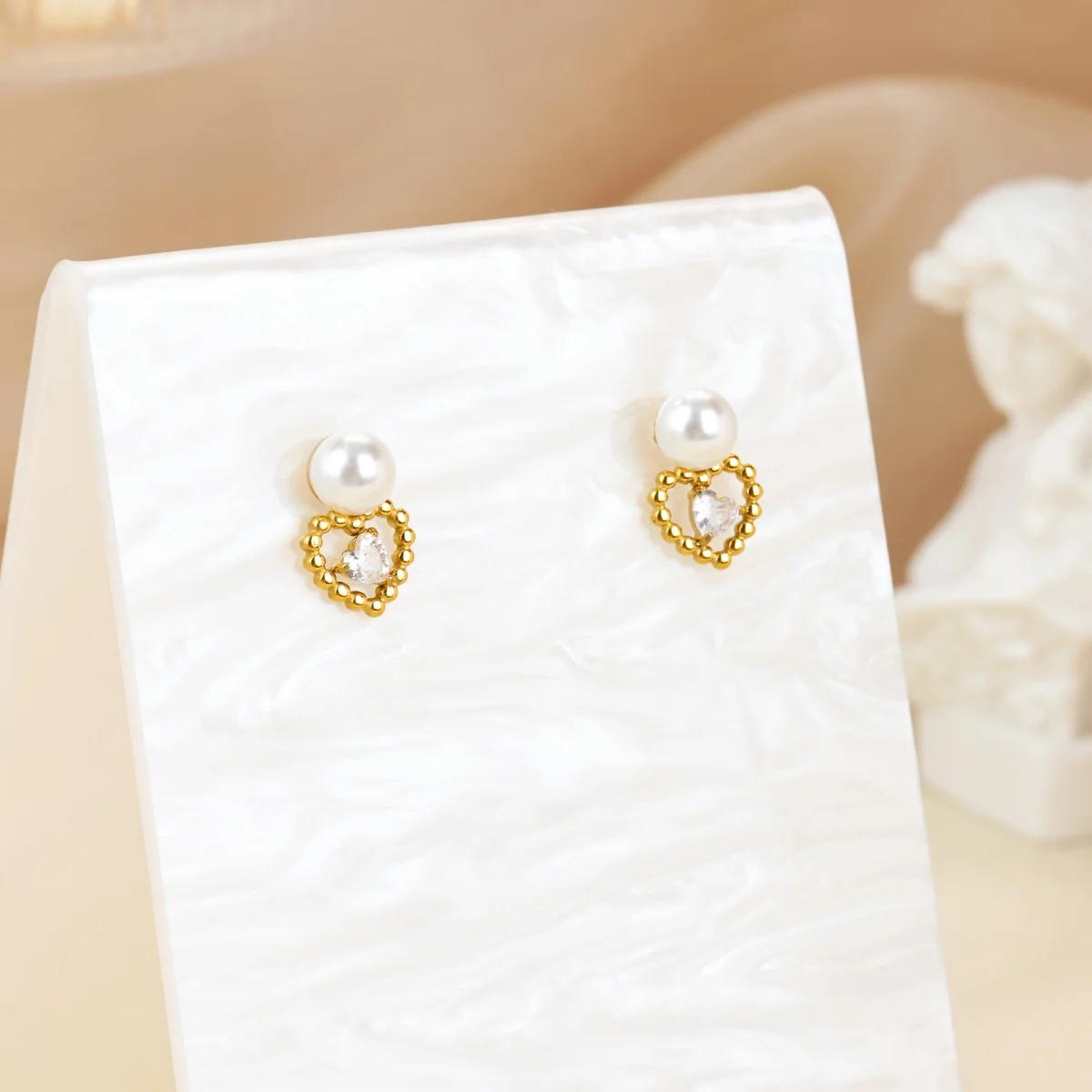 Elegant Imitation Pearl Zircon Heart Earrings For Women
