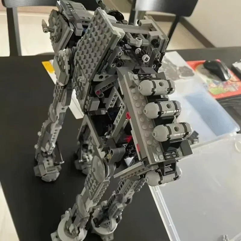 Building Block Toys Boy Christmas Gifts Collection All-Terrain Armored Building Block Toy Transport Armored Robot Puzzle Assembly Building Block Toy