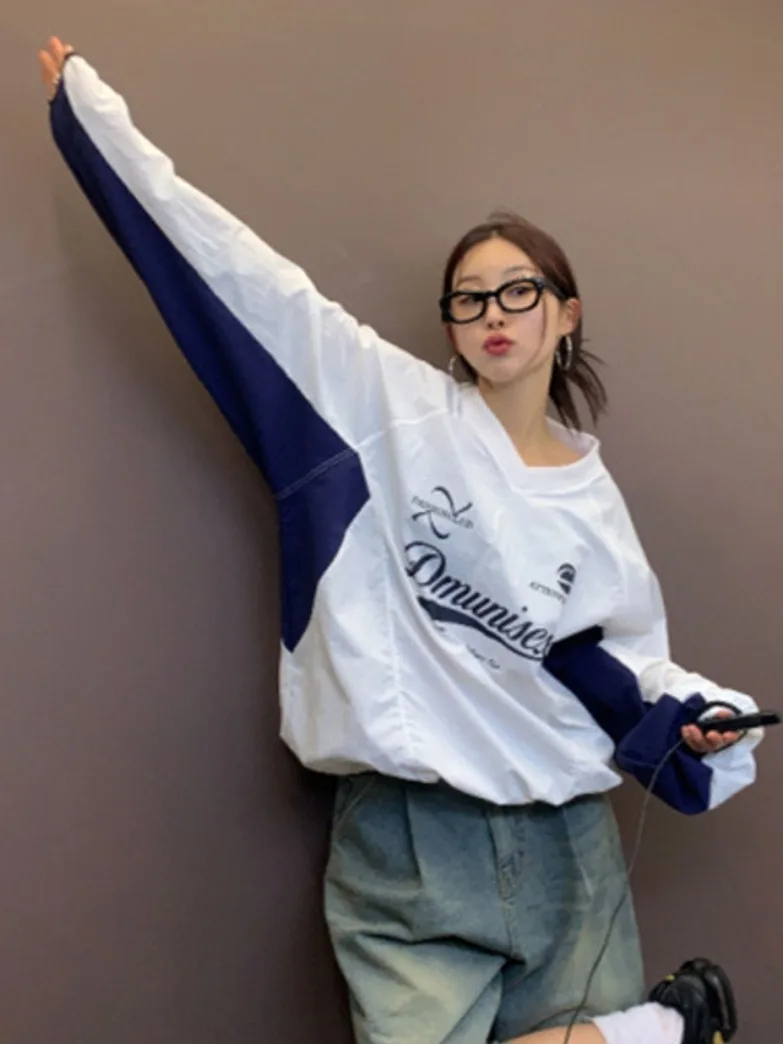 Tee-Color Autumnal ex Loose Long-Sve Nylon Sweatirt with Contrast Letter Print Commuter Sle Regular Fit Streetwear