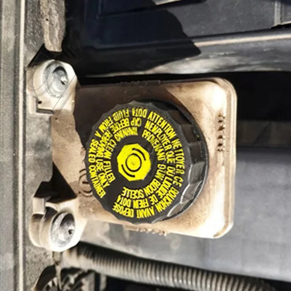 

High Quality Fluid Cap Brake Characteristics 206 306 307 308 4.3cm Inner Diameter 408 For Peuget Plastic Black