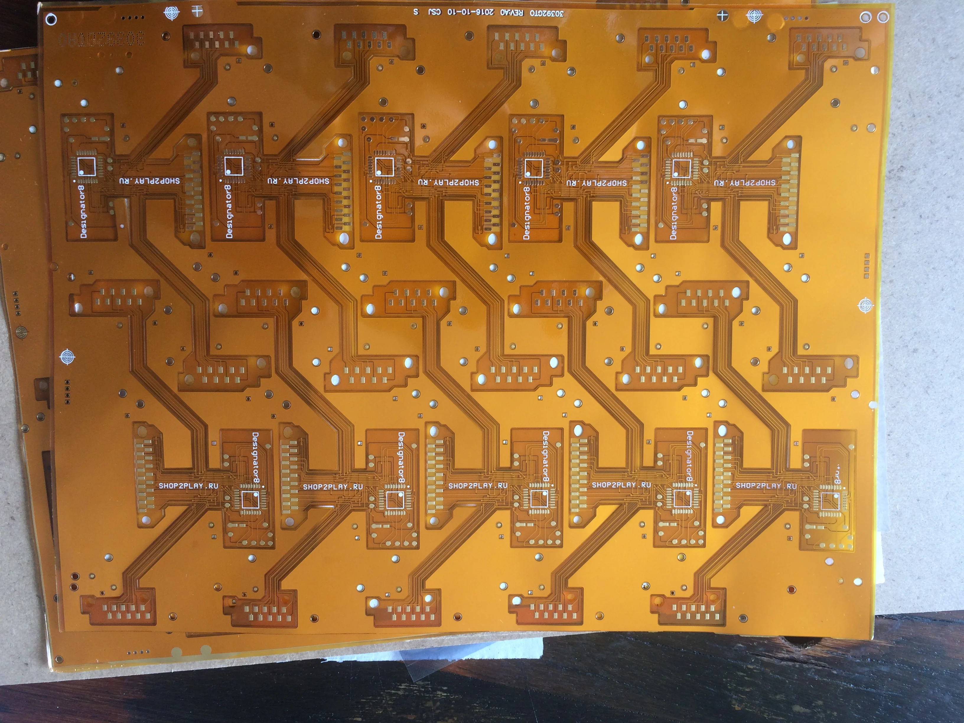 Circuit Board electronic parts pcb design service