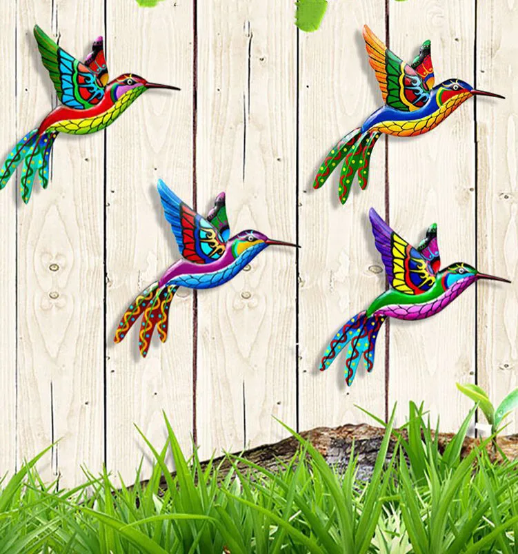 

1pcs Metal Hummingbird Bird Wall Art of Garden Exterior Decoration Outdoor Statues for Home Accessories Sculptures Decoration