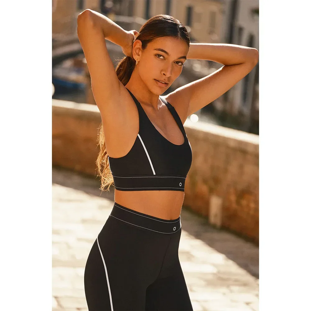 أطقم يوجا من LO بدلة عالية الخصر حتى يغطي الرجل بد...