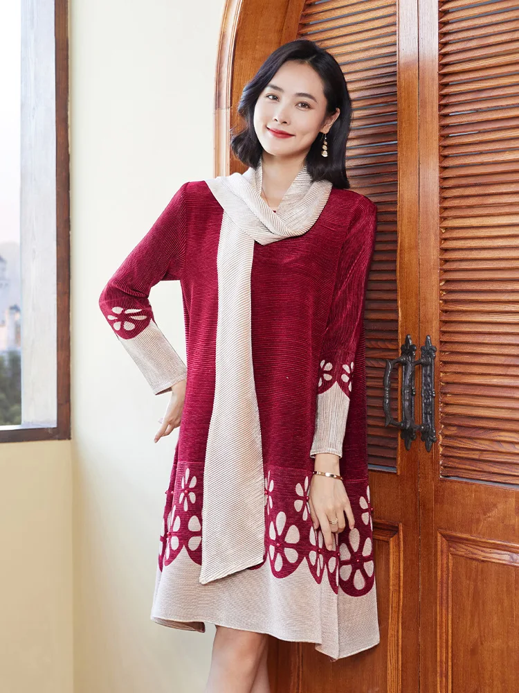 high-end-velvet-red-dress-mother's-autumn-and-winter-clothing-noble-western-style-larg-size-women's-dress