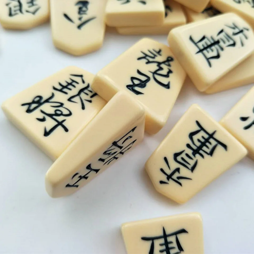 Japan Shogi BSTFAMLY Organic materials Top grade chesspiece 40Pcs/Set International Folding Sho-gi Chess Game Portable Gift LD04