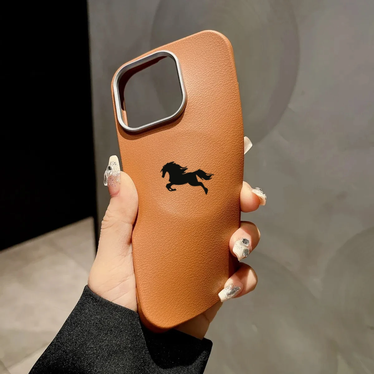 Elegant Horse Design Protective Phone Case