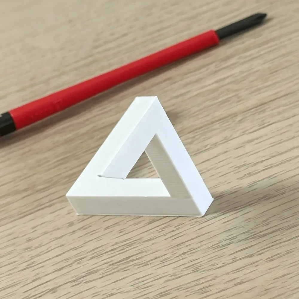 3D Printed Minimalist Impossible Triangle Illusion Ornament