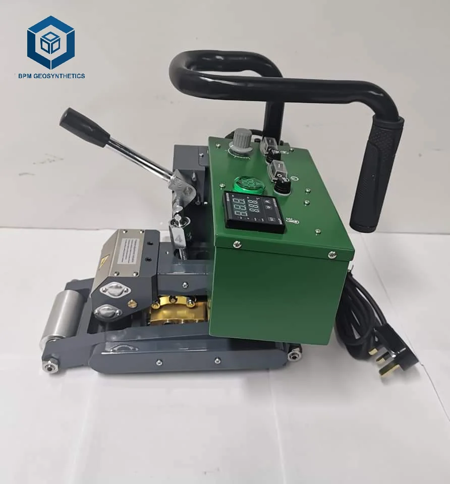 

Hdpe Plastic Geomembrane Pond Liner Welding Machine thickness 1.0mm-2.0mm