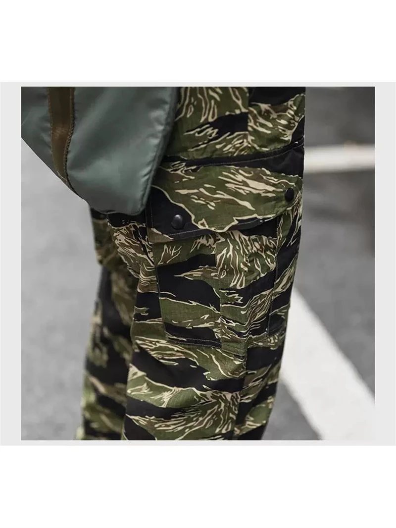 クリプトストップカモフラージュカーゴパンツ、タイガーストライプ