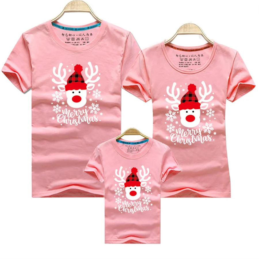 thumbnail image 1 of Ropa familiar personalizada a juego para Navidad, camiseta personalizada con ciervo y nombre para madre, padre e hijos, atuendo familiar de Navidad, camisetas, 1 of 5