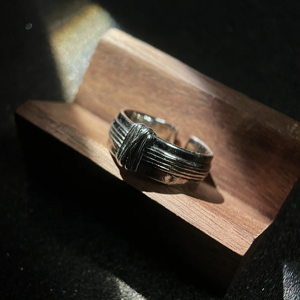 Retro Gebundene Seile Wicklung Saiten Ring Punk Gothic Offenen Ring Für Männer Frauen Legierung Schmuck Unisex Designer Zubehör Liebhaber Geschenk – Detail 7