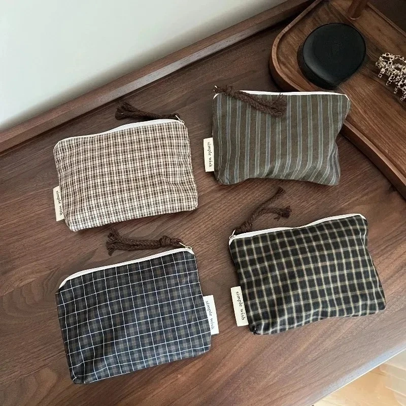 Borsa Mini Retrò a Quadri da Donna, Portamonete con Cerniera, Piccola Pochette Portatile, Organizer Cosmetico per Rossetti e Trucchi - immagine 6