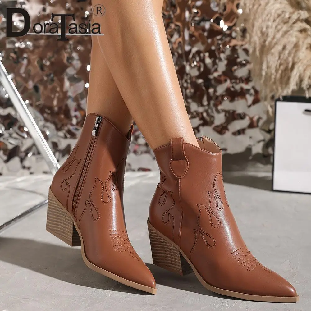 Big Size 42 Brand New Ladies Pointed Toe Ankle Cowgirl Boots Fashion Embroider Chunky Heel women's Boots Casual Woman Shoes