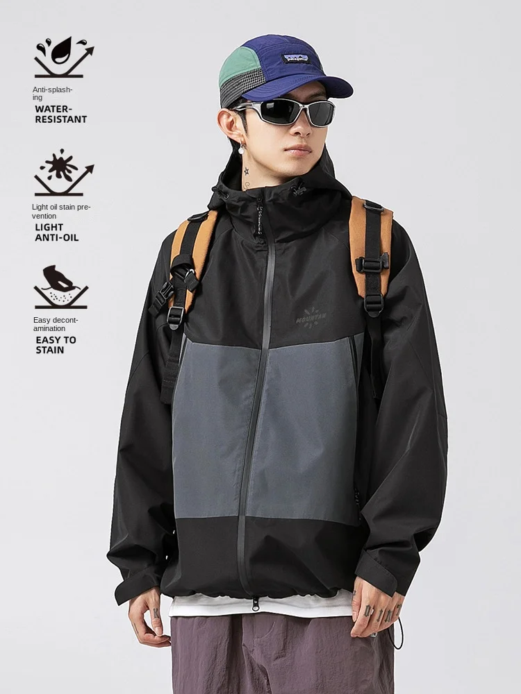 

Spring Hooded Jacket Japanese Outdoor Rainproof Functional Sports Loose Jacket For Men