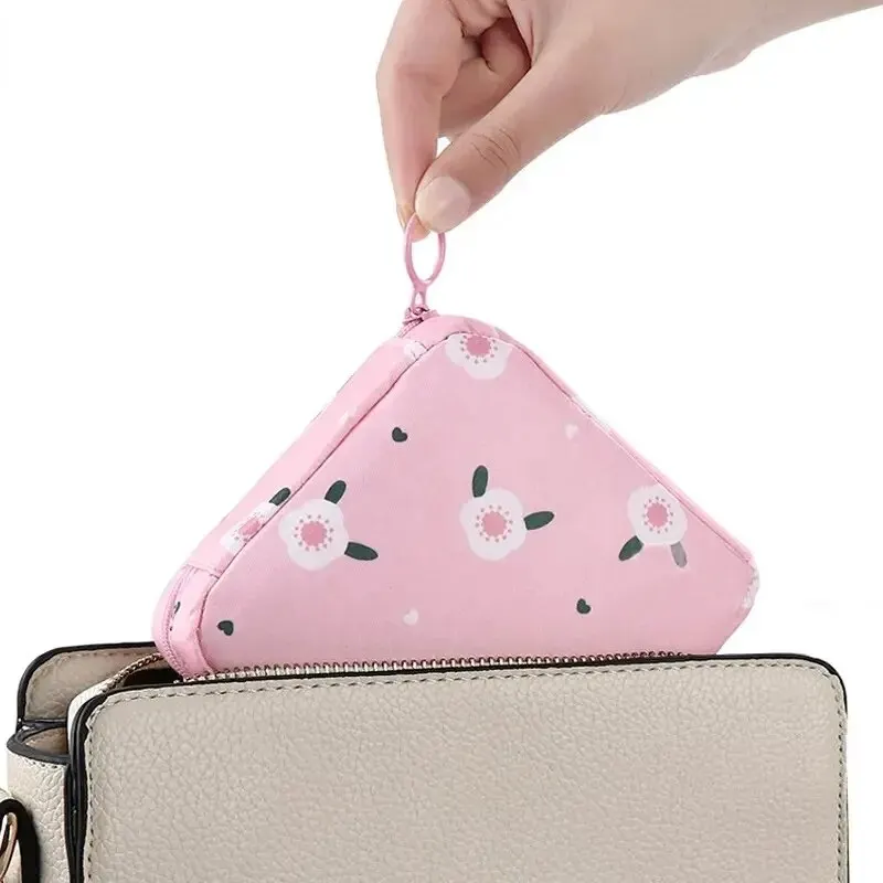 Sanitary napkin bag Women Sanitary Napkin Tampon Storage Bag Portable Waterproof Organizer Pouch Cartoon Pattern Sanitary Napkin Bag