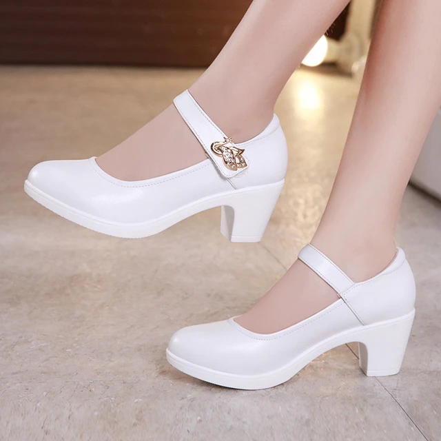  Zapatos de vestir clásicos de tacón bajo para mujer, Blanco :  Ropa, Zapatos y Joyería