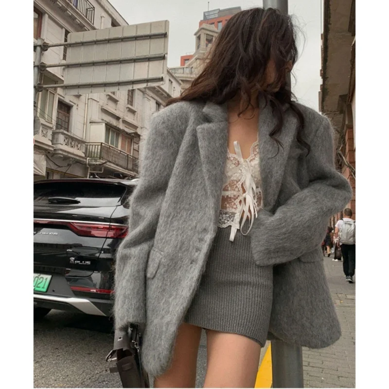

Lapel Woolen Plush Gray Coats For Women Fashion Long Sleeves Single Breasted Loose Jackets Autumn Winter Female Packet Overcoat