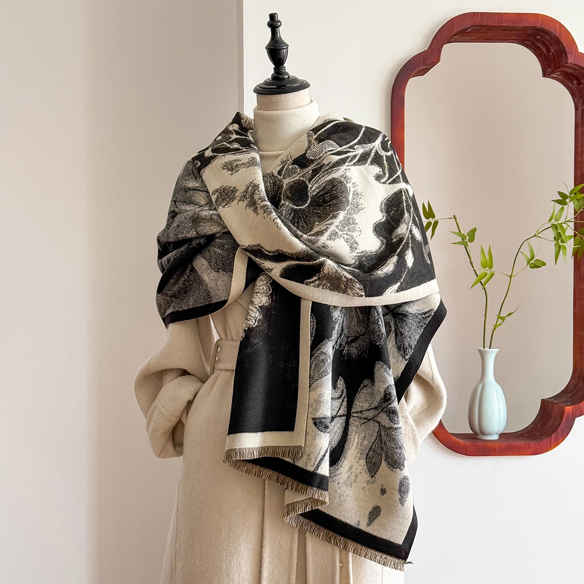 2025 Luxury Brand Women's Winter Cashmere Scarf - Floral Printed Tasseled Pashmina Shawl Wrap, Bandana & Poncho