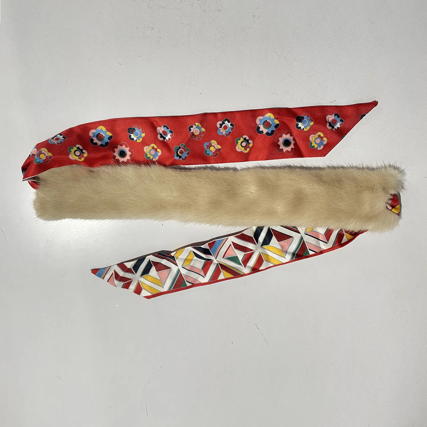 Damen-Vollpelz-Schal aus echtem Nerzfell, luxuriöse Pelzwickel für kaltes Wetter, schicke Accessoires, perfekte Geschenkidee. – Detail 16