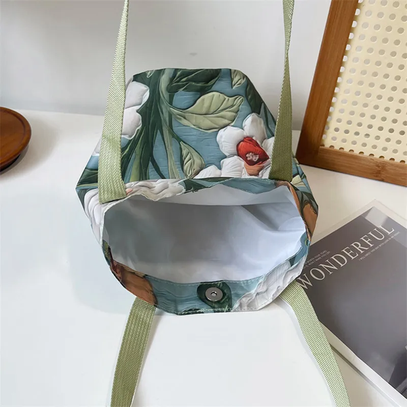 Floral Bucket Bag for Women, Shoulder Crossbody Oil Painting Flower Design Casual Fashion Tote Bag, Available Green, Blue, Black
