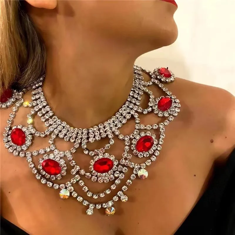 

2023 New Fashion Women's Rhinestone Multilayer Necklace Sweet Weave Wedding Party Jewelry Pendant Necklace Valentine's Day Acces