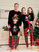 Christmas Family Outfit Mom Daughter Dad Son Family Matching Pyjamas Set Soft long sleeved pyjamas Cute baby and dog jumpsuit 1