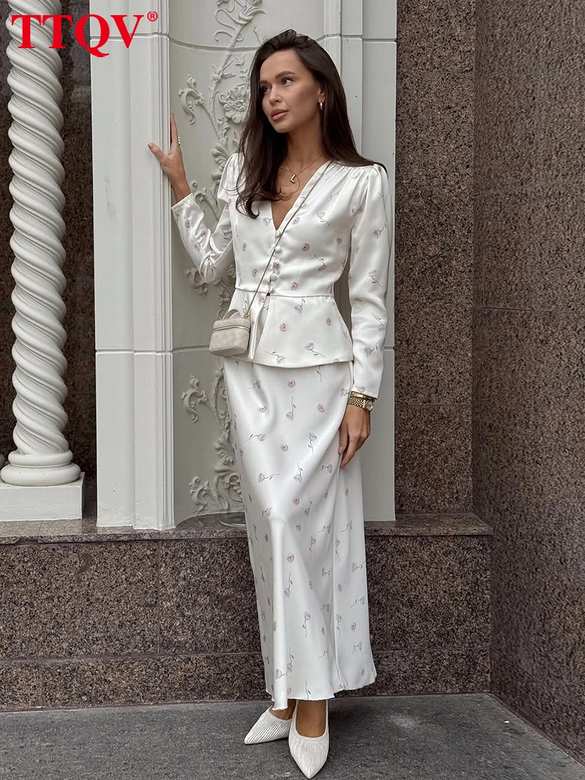 รูปสินค้า ชุดเซ็ตสองชิ้น หรูหรา พิมพ์ลาย กระโปรงยาวเอวสูง แฟชั่นผู้หญิง