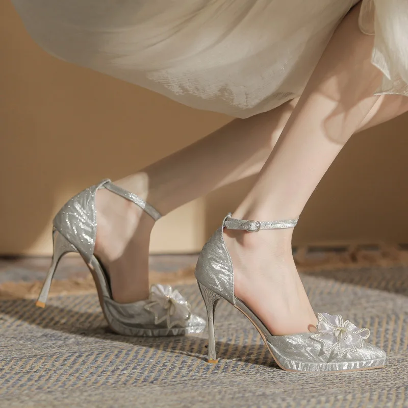 

Butterfly-Knot Shoes Silver Zapatos Shallow Tacones Pointed Chalas Mujer Thin Heels Women Shoes Spring Zapatos Mujer Lace-up Tac