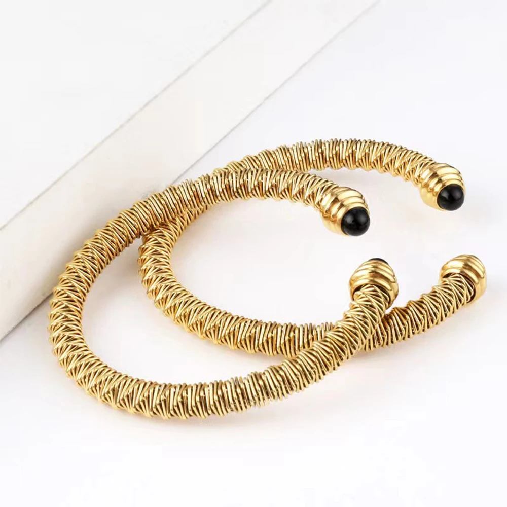 

European and American fashion trend Fried Dough Twists cable bracelet stainless steel opening inlaid drill irregular thread