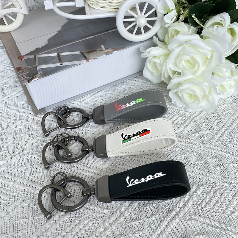 Top quality leather motorcycle KeyRing Keychain accesorios For Piaggio VESPA GTS GTV LX Primavera Sprint 125 150 250 300 300ie