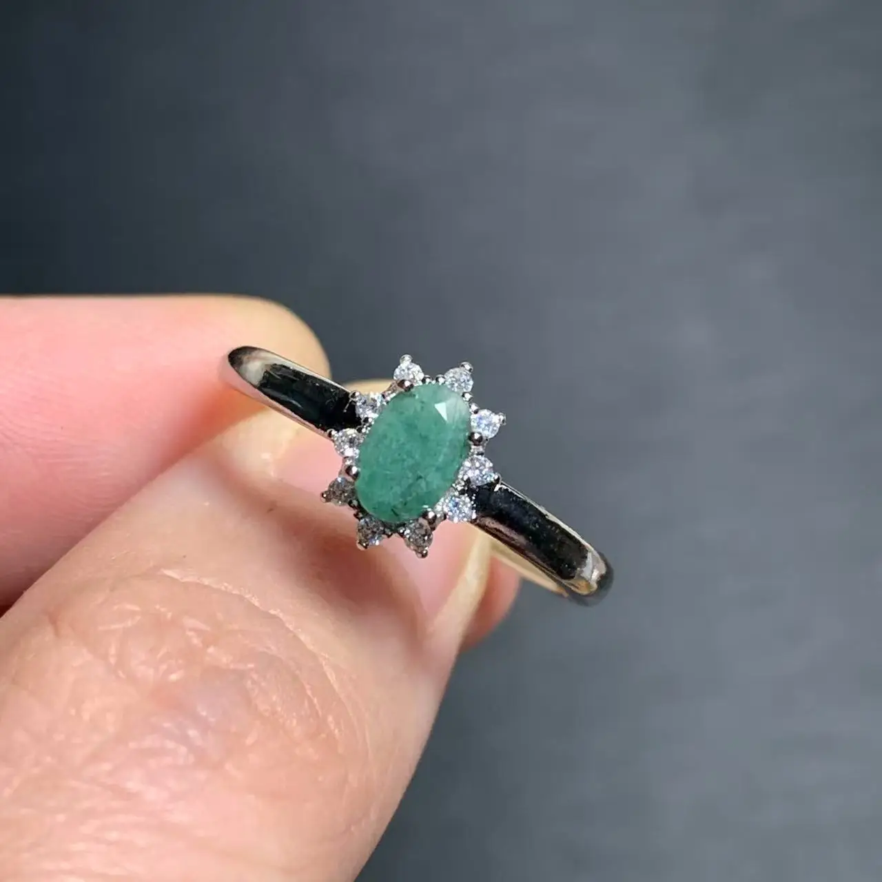 LEAF Natural Emerald Ring Adjustable Female Classic Ring Jewelry for Women Gift Wholesale High Quality Vintage Fine