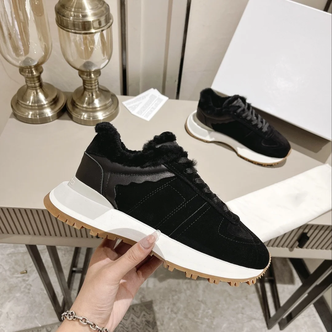 Рисунок 3 - Дизайнерская повседневная обувь