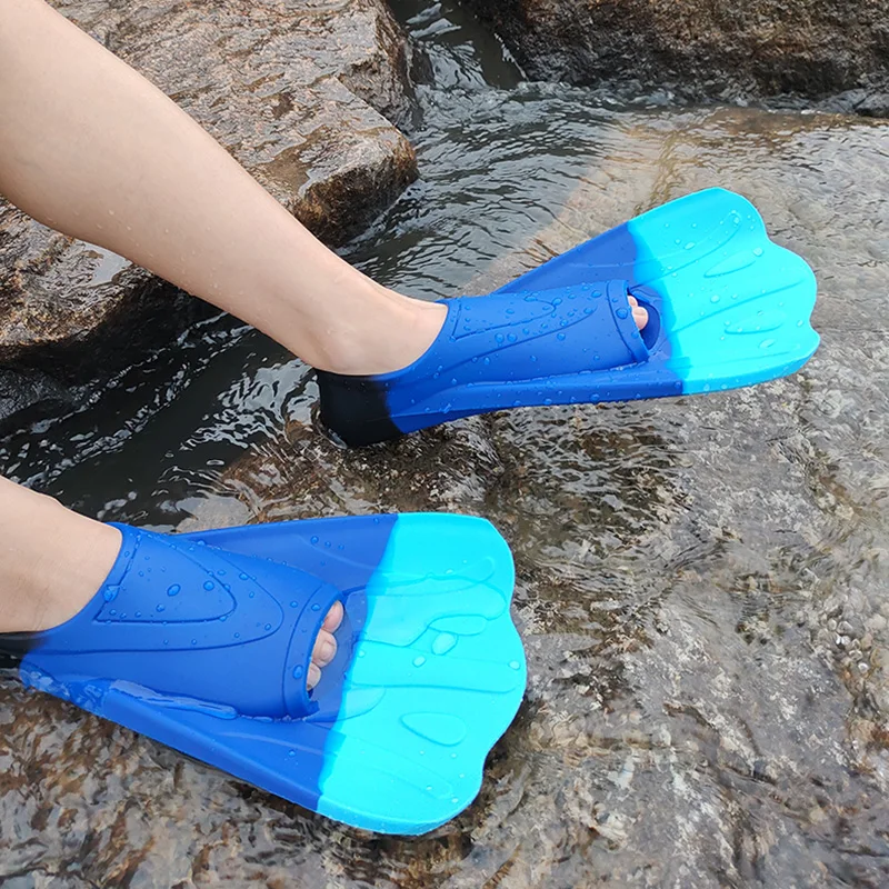 New colored swimming training fins for summer tourism, elastic and soft silicone diving frog shoes 4