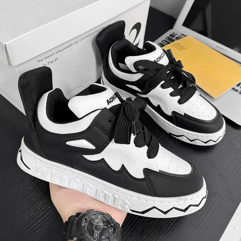 

2023 New Leather Sports Shoes Women's Comfortable Running Shoes Women's Casual Lace Up Vulcanized Shoes Thick Sports Shoes