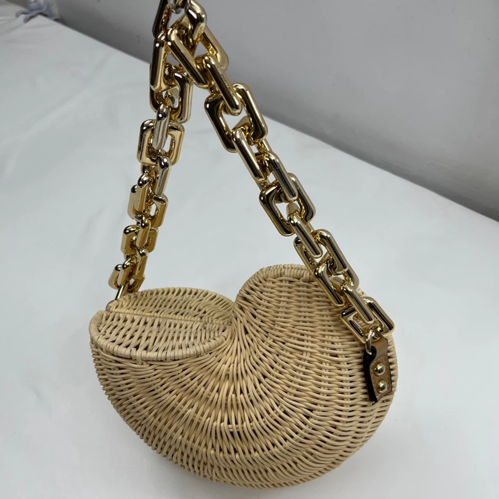 Luxury Conch Rattan Handbags Bohemian Shell Straw Bags for Women