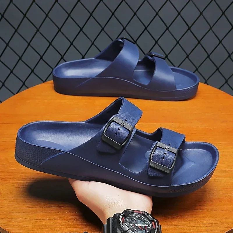 Buckle Soft Sole Beach Holiday Slippers for Women Sandale Femme Et&eacute; Luxe Sandals for Men and Women Footwear Fashion