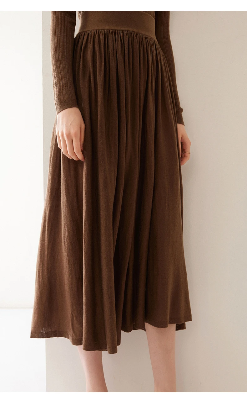 Women's cashmere silk skirt styling