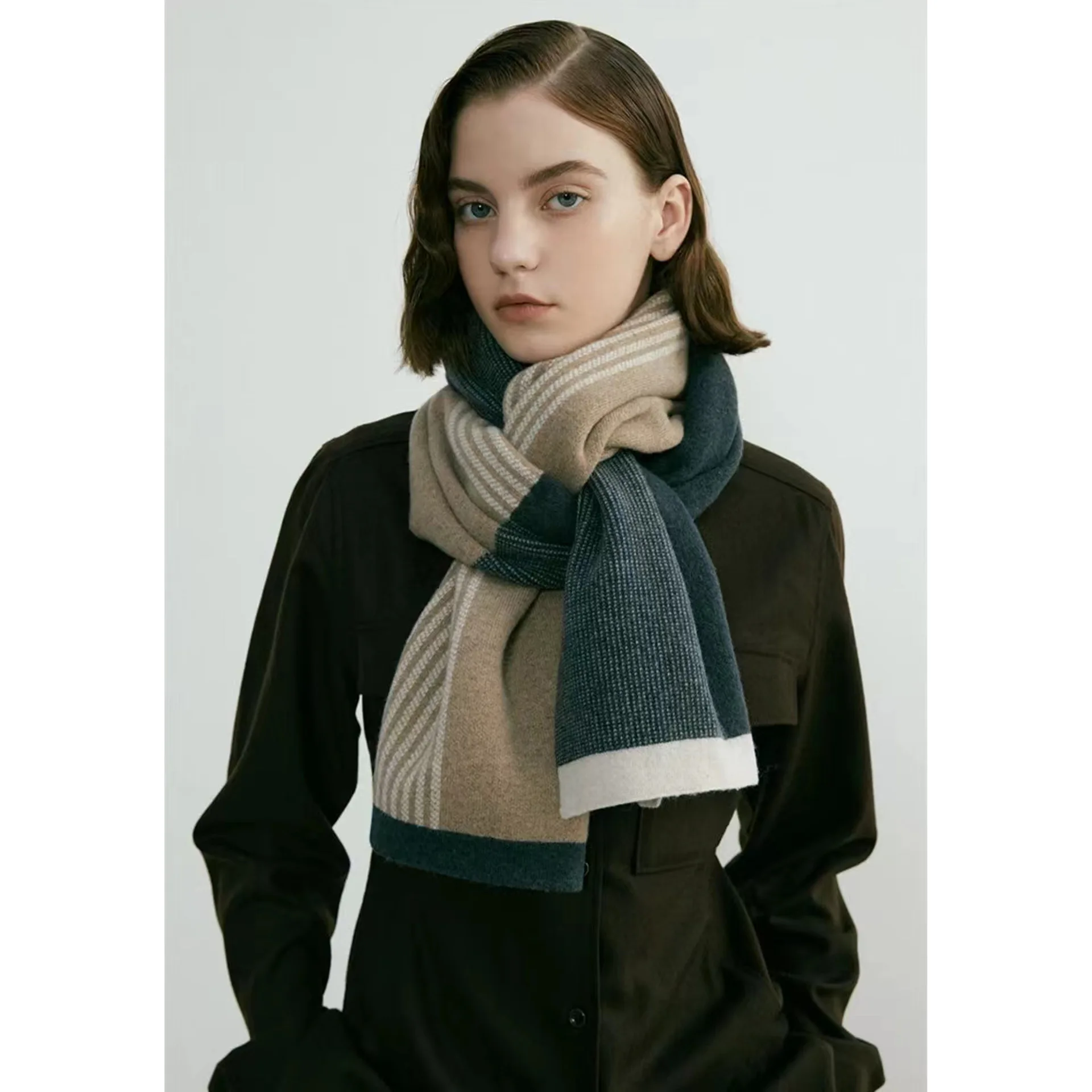 High-end Sense Daily Casual Vintage Temperament Male and Female Couple Versatile Warm Winter Knitted Scarf_voghion.com