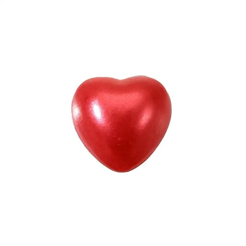로맨틱한 룩을 위한 하트 모양 네일 장식품 50개 발렌타인 데이를 위한 사랑 테마 네일 참