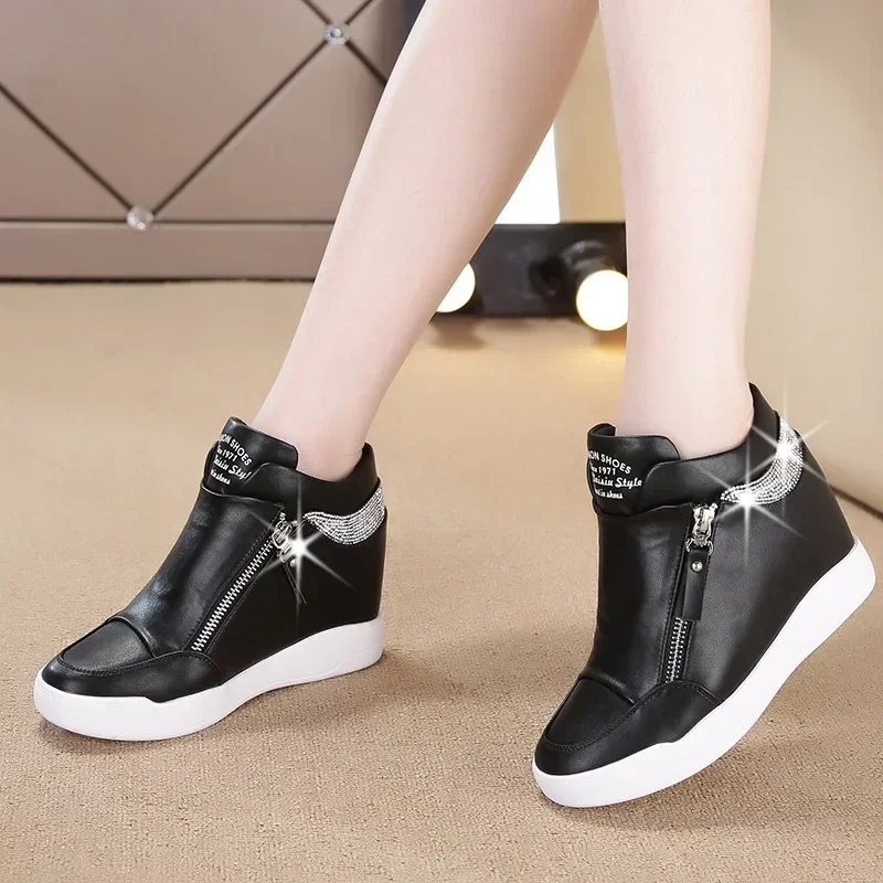 New High Top Women Sneakers Autumn Winter Hidden Heel Casual Shoes Side Zip Women White Platform Wedge Rivet Shoes